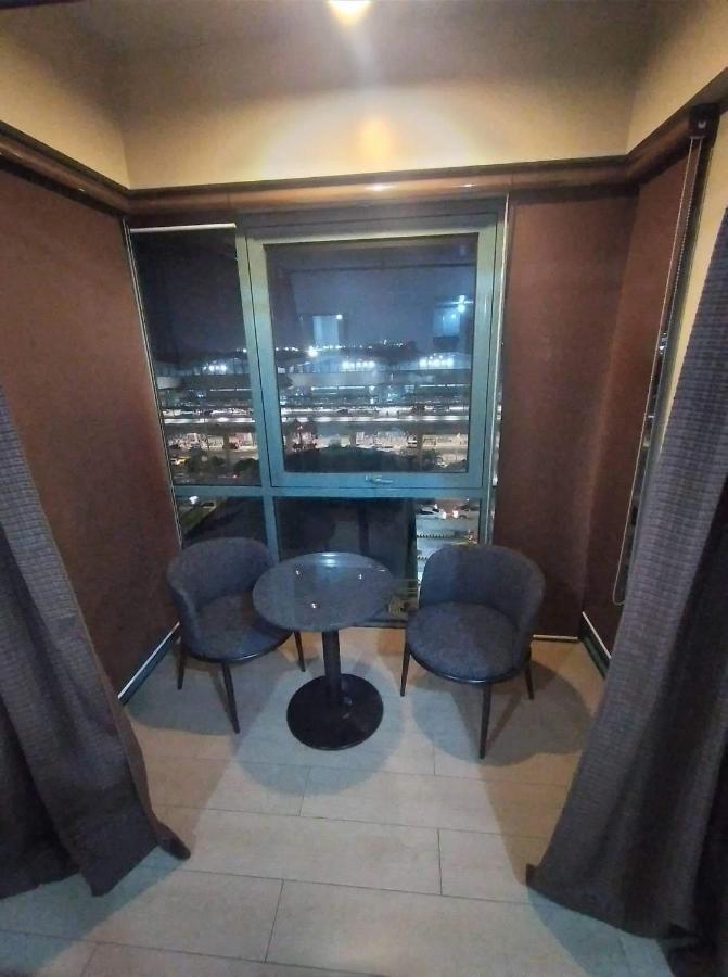 Rqui Condotel Newport Pasay Bagian luar foto